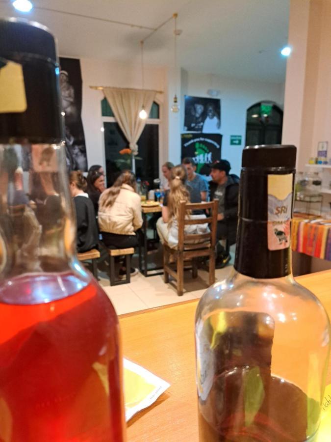 キト Casa Carpedmホステル エクステリア 写真